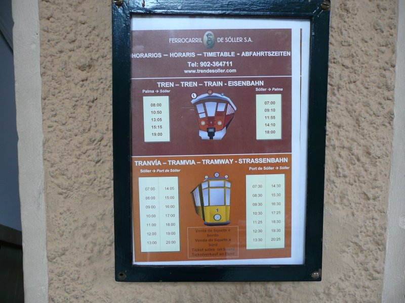 21.11.08,Fahrplan f�r Tren und Trav�a am Bahnsteig von S�ller.