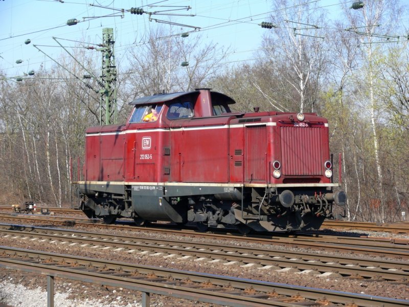 212 052-5 in Bochum Langendreer-West am 21.3.2009
