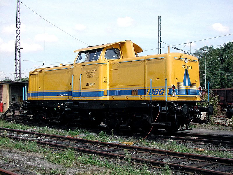 212 097 in Duisburg Wedau. 07.09.2003