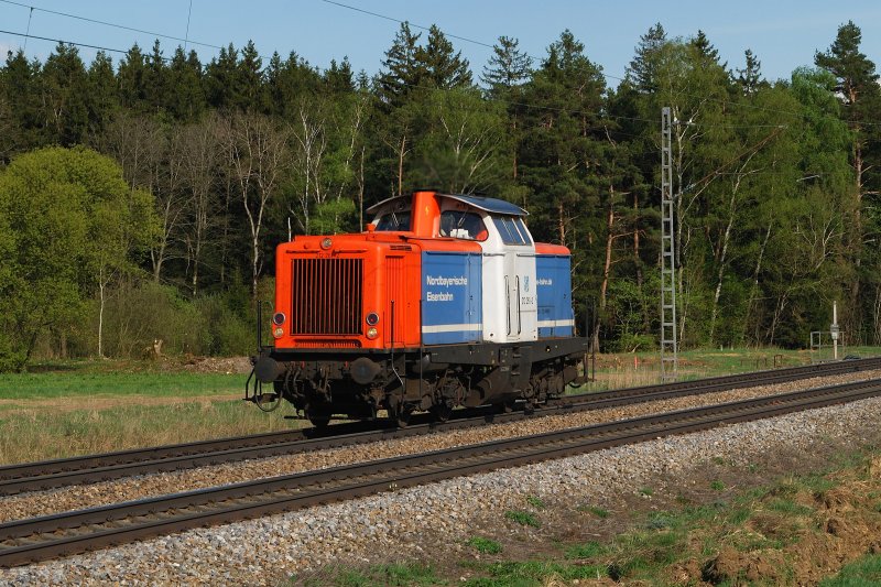 212 261 der NbE vor Althegnenberg (19.04.2009)