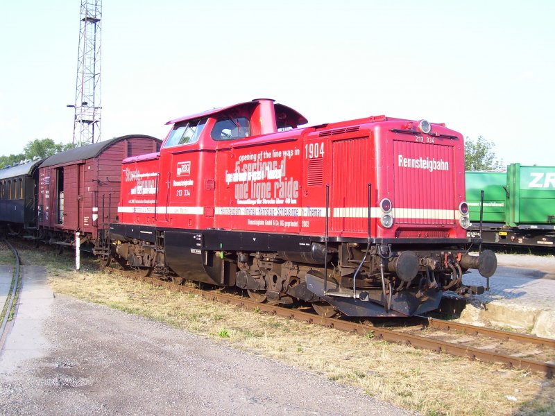 213 334 der Rennsteigbahn bei Dienstschluss am 29. Juli 2006 in Ilmenau. 
