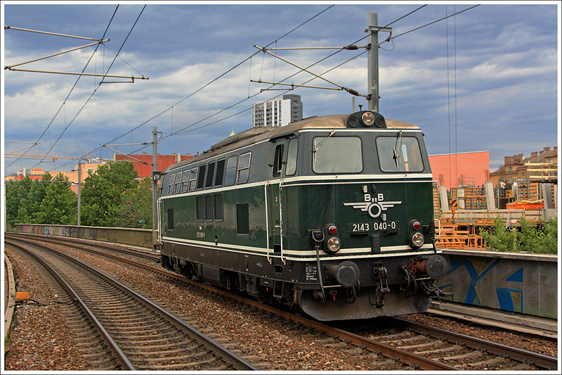 2143.040 als SLZ 95740 am Weg nach Retz. Wien Handelskai am 19. Juni 2009