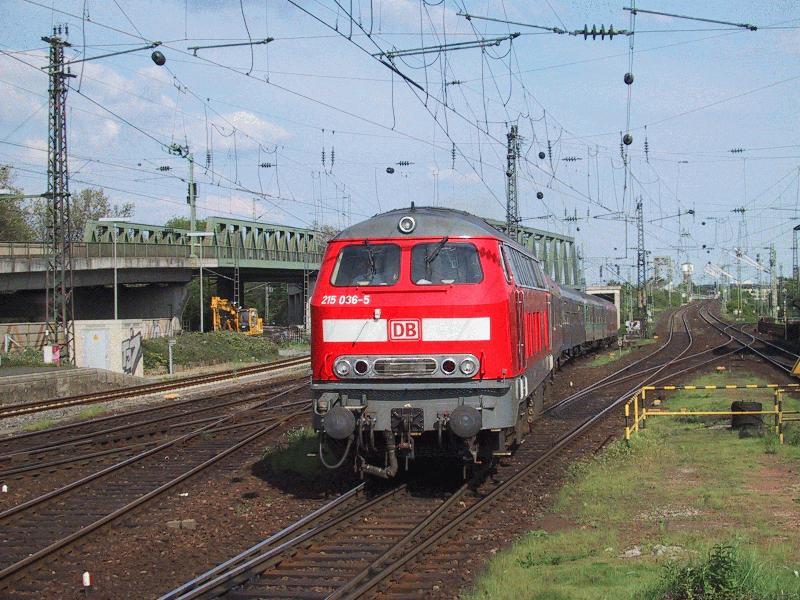 215 036 am 07.05.2002 in Kln-Deutz