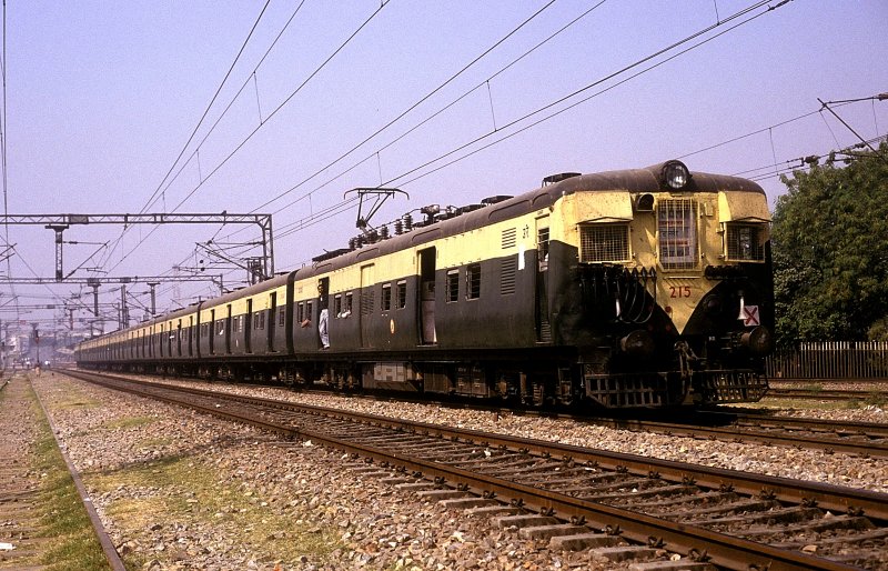 215  Dehli-Shahdara  24.10.93
