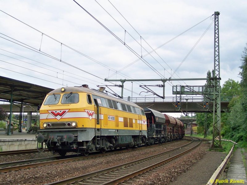 216 122  Wiebe  mit Schotterwagen in Hamburg-Harburg auf dem Weg zum Baustoffterminal an den Norderelbbrcken in Hamburg