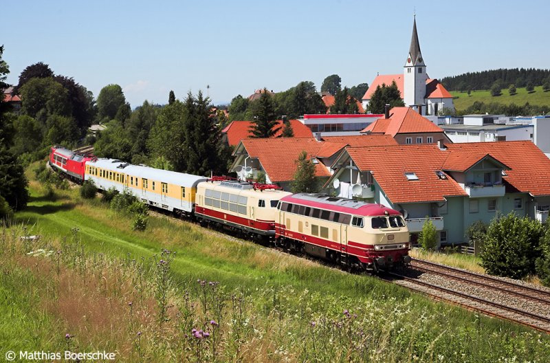 217 001-7+103 226-7+752 004-2+111 042-8 bei Heimenkirch am 15.07.07.