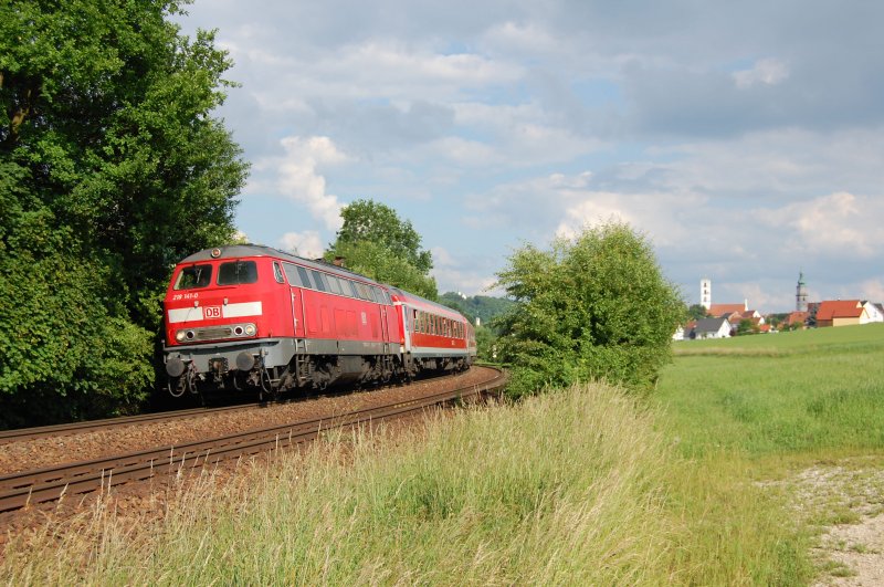 218 141 mit dem RE 452 von Prag anch Nrnberg am 18.06.2008 bei Sulzbach-Rosenberg
