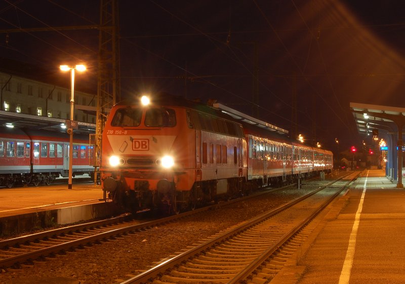 218 156-8 stand am 14.09.07 mit dem RE 3229 von Crailsheim nach Friedrichshafen Stadt auf Gleis 3 des Aalener Bahnhofs.