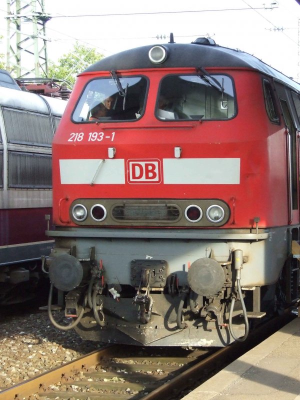218 193 steht im Bahnhof G�ppingen zur Besichtigung bereit. Der Ablass dazu waren die M�rklin Tage 2007 (15.09.2007)