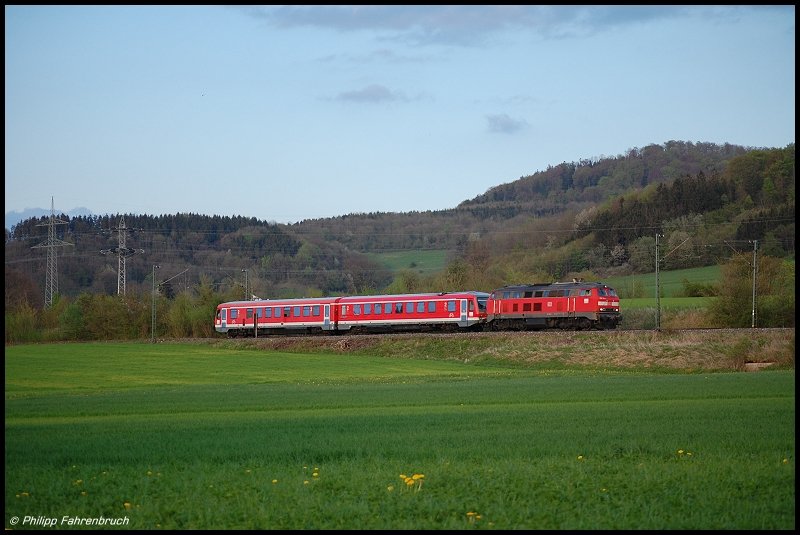218 193 berfhrt am Abend des 29.04.08 den defekten 628 340 von Ellwangen Richtung Ulm, aufgenommen bei Aalen-Hofen an der Remsbahn (KBS 786).