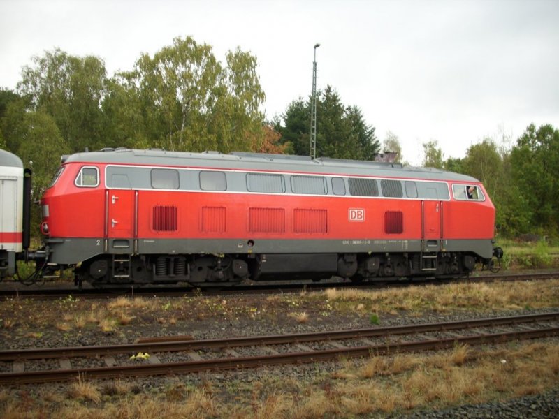 218 366-3 mit den IC an einen verregneten Freitag in Munster.