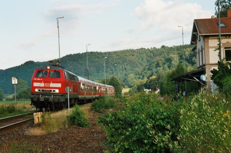 218 368 mit RB23871 bei ihrem Aufenthalt in Bierbach.