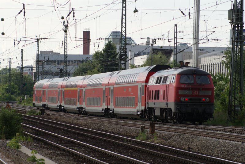 218 401-9 am Heimeranplatz mit RE 30.05.09