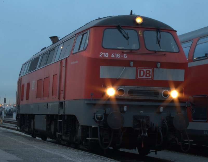 218 416 am Abdend des 04.02.08 in Mhldorf. Gru an den Tf!