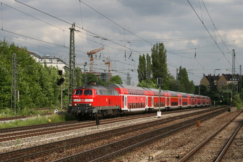 218 416 mit der langen RB 27060 am 27.05.2009 am Heimeranplatz.