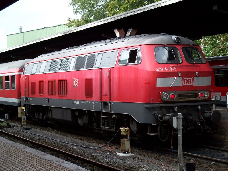 218 448 in noch sch�ner Farbgattung steht in Bad Harzburg (17.11.2007)