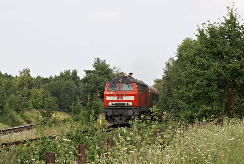 218 461-2 am 22.08.2007 mit einer RB nach Lbeck Hbf bei Lbeck-Kcknitz.