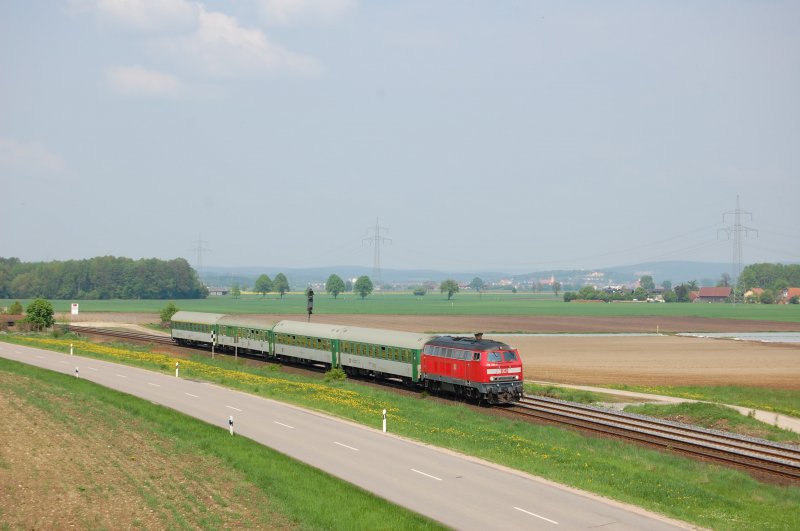 218 461 mit RE 353 nach Prag am 01.05.2009 bei Richt