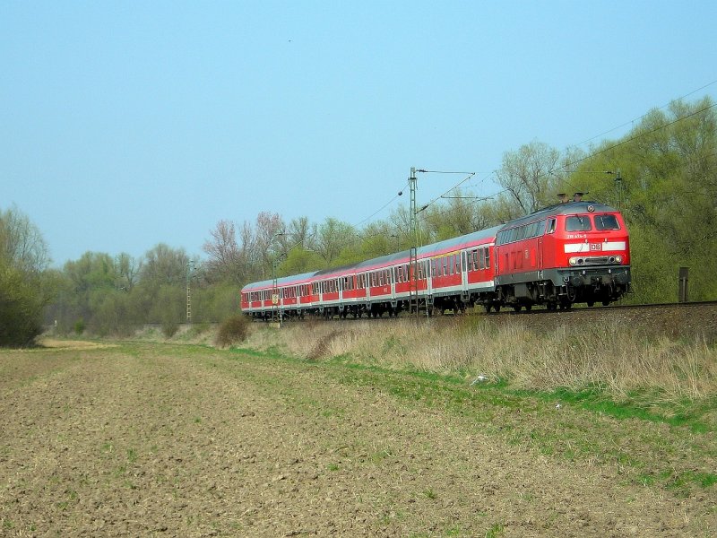 218 474 mit einem RE bei Sarstedt