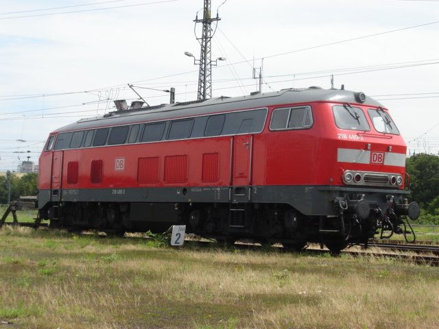 218 480-2 abgestellt an der Tankstelle im Bahnhof Ludwigshafen(Rh) am 08.07.2007