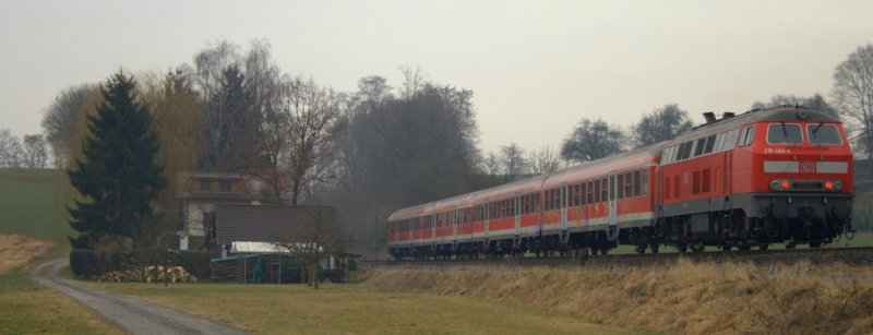 218 484 fuhr am 20.02.08 mit ihrem RE nach Heilbronn. Hier ist sie in Hoffenheim zu sehen.