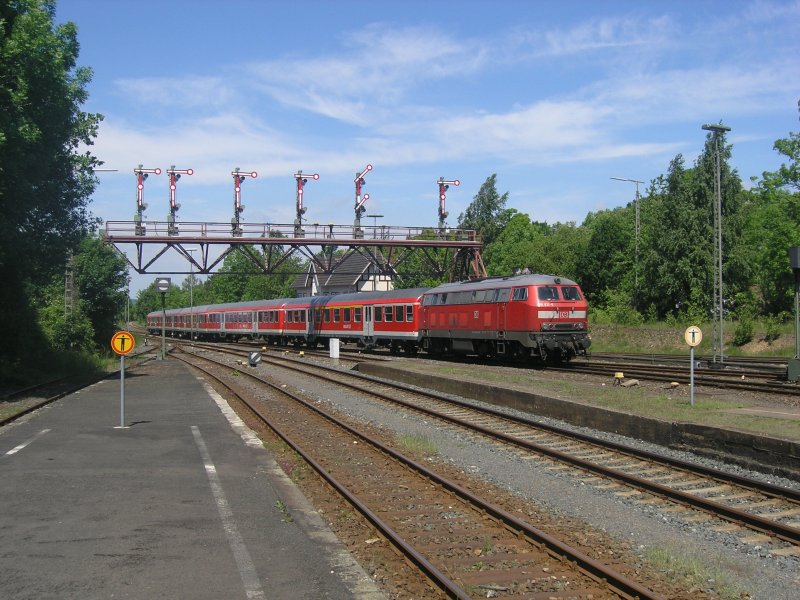 218 831-6 (Hilfslok von DB Fernverkehr) verlsst am 24.05.2009 Bad Harzburg mit RE 14308 nach Hannover