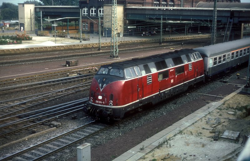 220 014  Hbg - Harburg  02.09.83