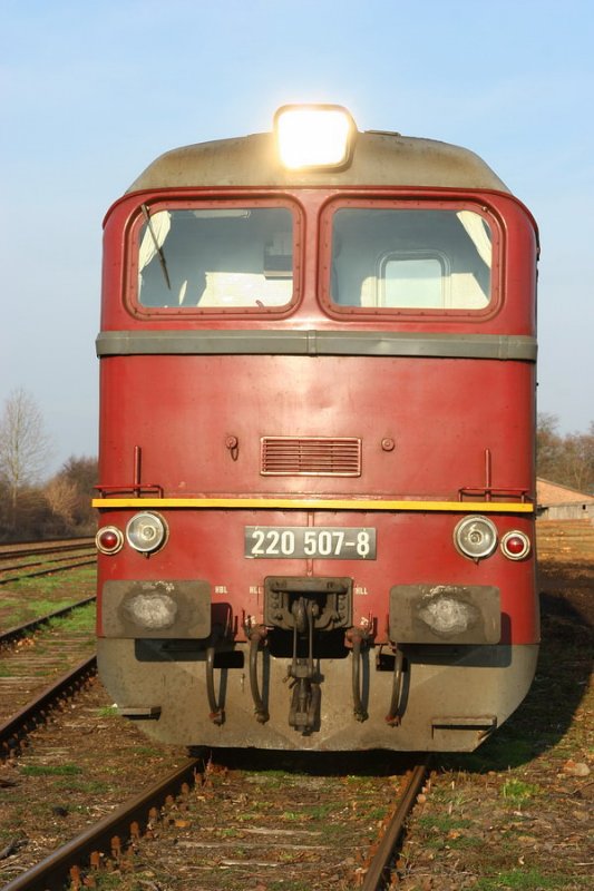 220 507 der LEG in Hagenow Stadt 12/2006