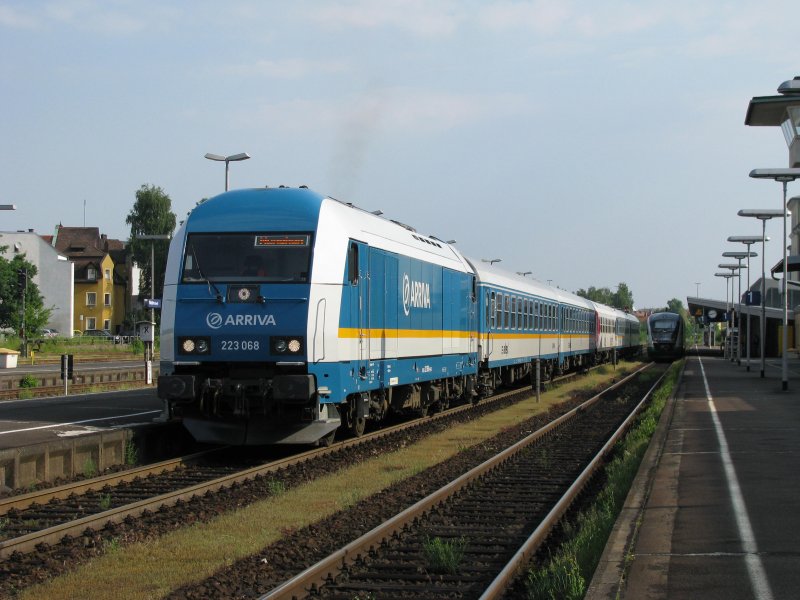 223 068 verl�sst mit Alex 86007 am 5.6.2008 Weiden.