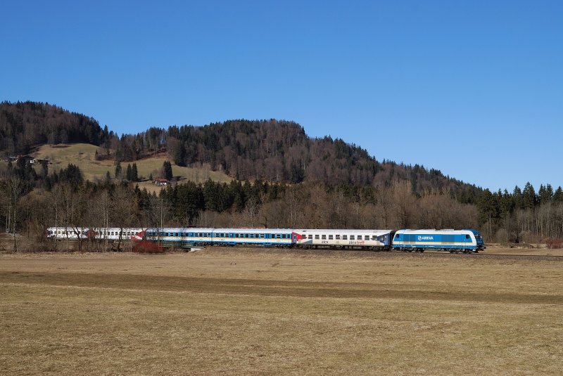 223 069 (Arriva) mit Alx 86710 vor Oberstdorf (24.02.2008)