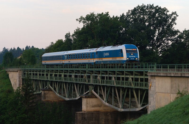 223 070 (Arriva) mit Alx 86204 bei Maria Thann (21.08.2008)