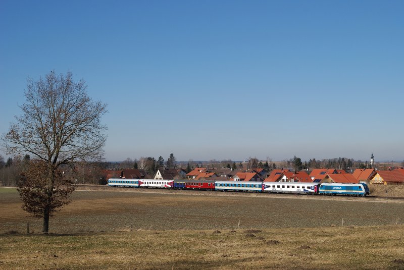 223 xxx (Arriva) mit Alx 86211 bei Schwabhausen (18.02.2008)