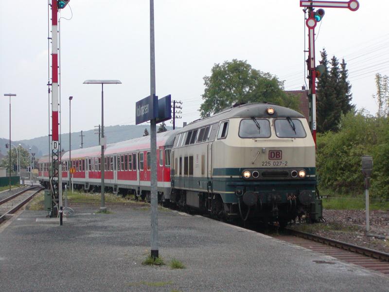 225 027 am 13.05.2006 in Volkmarsen