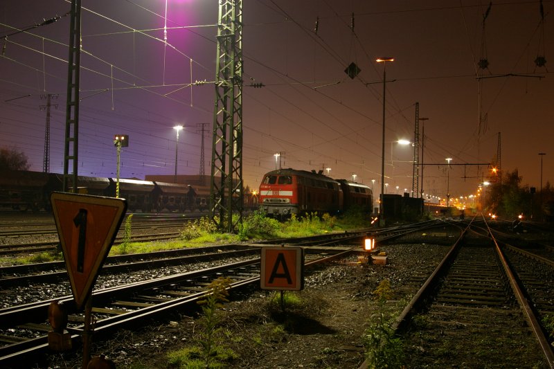 225 802 bei Nacht.