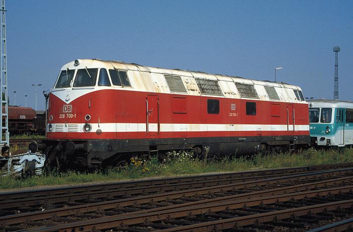 228 700-1 am 14.08.2000 in Halberstadt