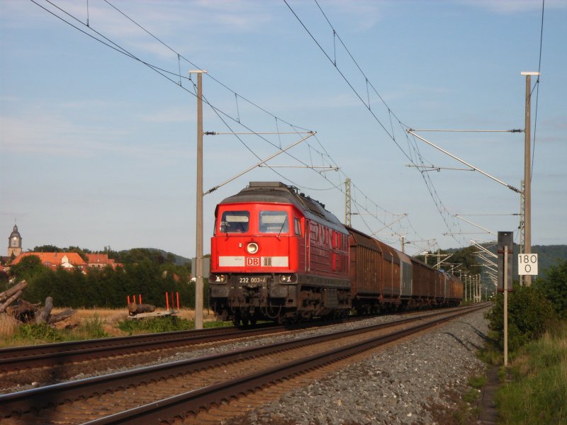232 003-4 am Abend des 01.08.07 bei Herleshausen unterwegs in Richtung Gerstungen.