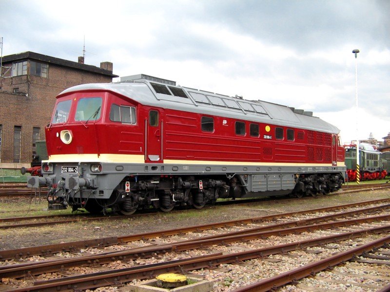 232 004 der LEG zum Heizhausfest in Chemnitz Hilbersdorf ausgestellt, 25.08.06