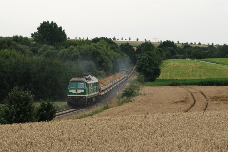 232 155 (V300 005) der Wismut, als Schublok beim G 66242, bei Frankenau (23.07.2007)