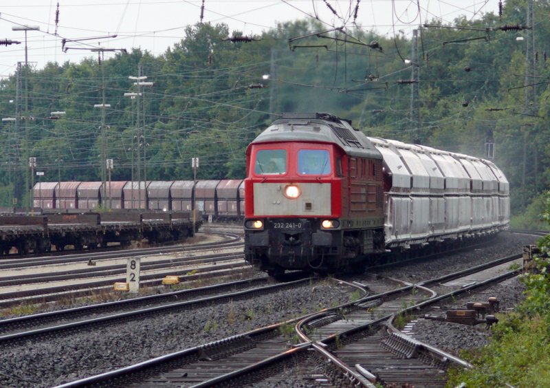 232 241-0 in Duisburg-Entenfang am 18.7.2009