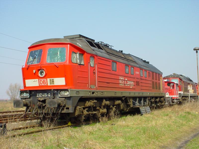 232 415 am 13.04.2003 auf Abstellgleis am Rbf Magdeburg-Rothensee