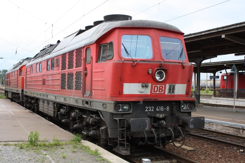 232 416-8 am 09.06.09 im Bahnhof von Gro�korbetha.