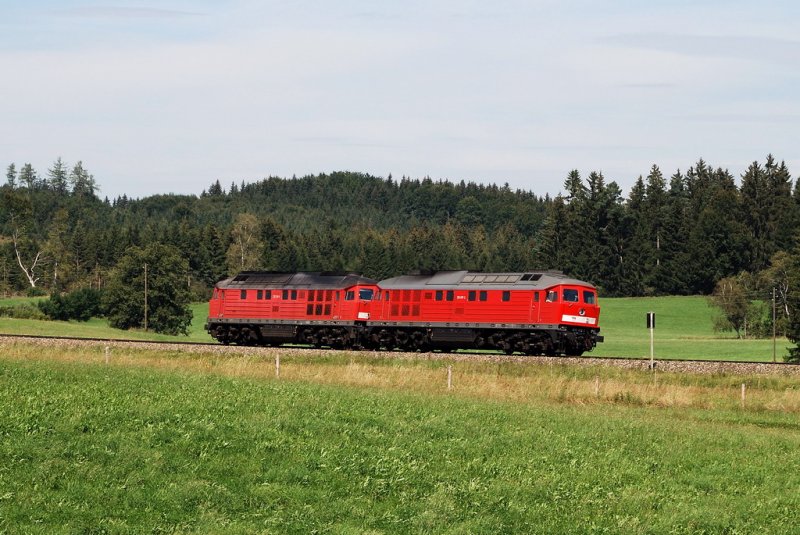 232 457 und 232 352 bei Riedles (15.08.2007)