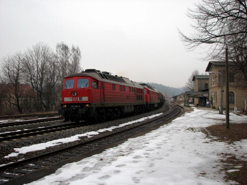 232 601 und 232 500 in Ro�wein (20.02.06)