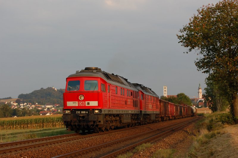 232 668 und 232 418 mit FZ56909 am 10.09.2009 bei Sulzbach-Rosenberg