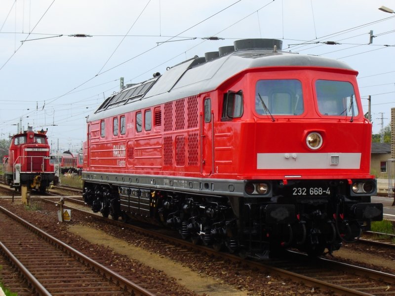 232 668-4 frisch aus dem Aw Cottbus am 18.08.2006.