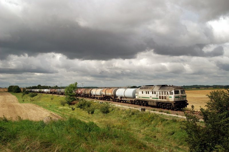 232 714 (W232.09 der ITL), ex TE 109 026 mit einem Kesselzug bei Rosow (30.07.2007)