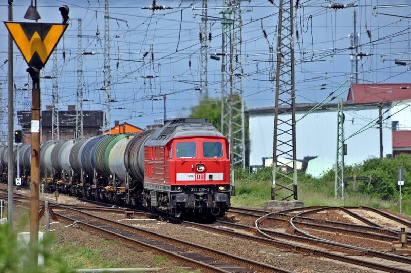 233 206 Abzwg. Srg in Stralsund am 04.06.09 in Richtung Greifswald