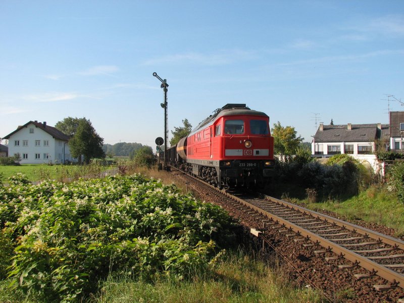 233 288 mit FR 52735 in Hrlkofen (11.10.2006)