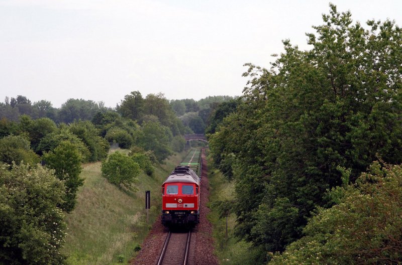 233 622 mit FZ 56516 vor Mhldorf (25.05.2007)