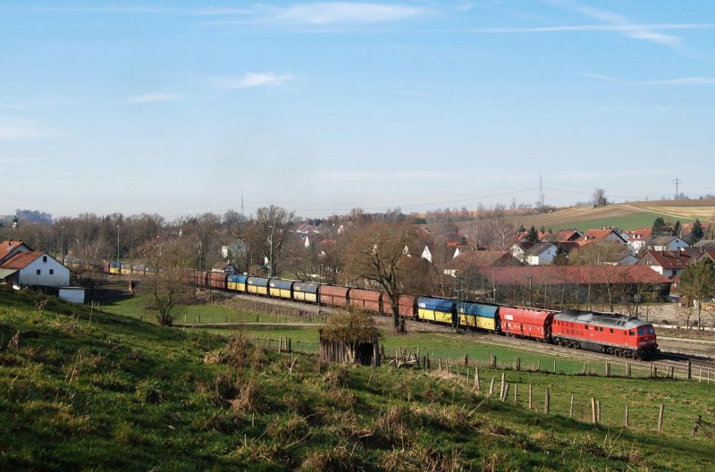 233 636 mit CS 60410 in Langenbach (05.03.2007)